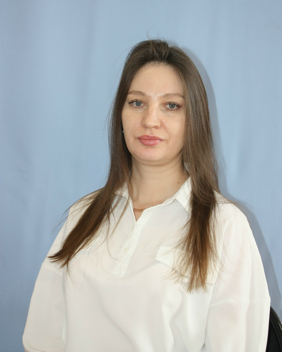 Ларионова Алеся Алексеевна.